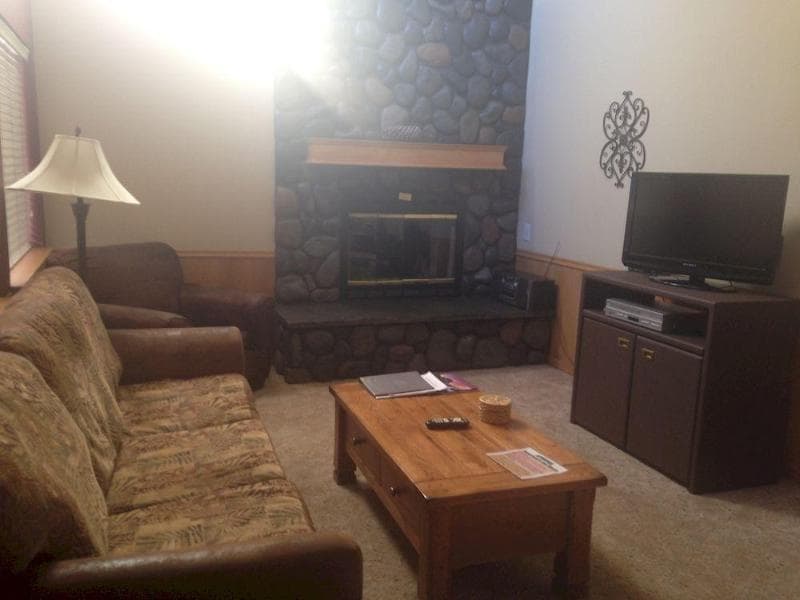 Tahoe Edgelake Beach Club 3