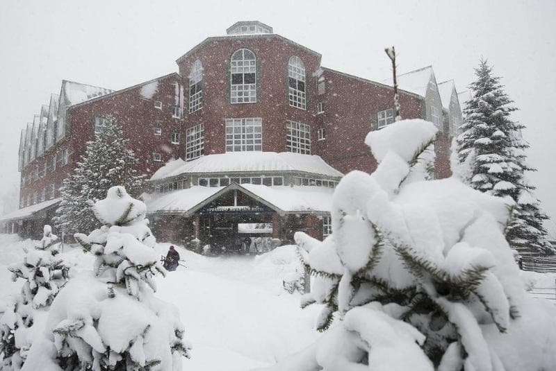 Sugarloaf Mountain Hotel main