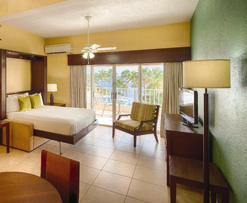 Club Wyndham Elysian Beach Resort 3