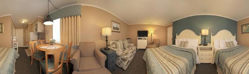 Pier 7 Condominiums photo 1