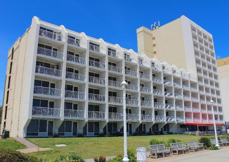 Ocean Sands Resort & Spa Condos 4