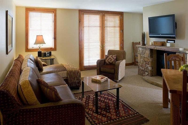 Inn At Lost Creek 4