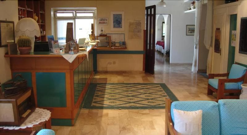 Hotel Sandalyon 5