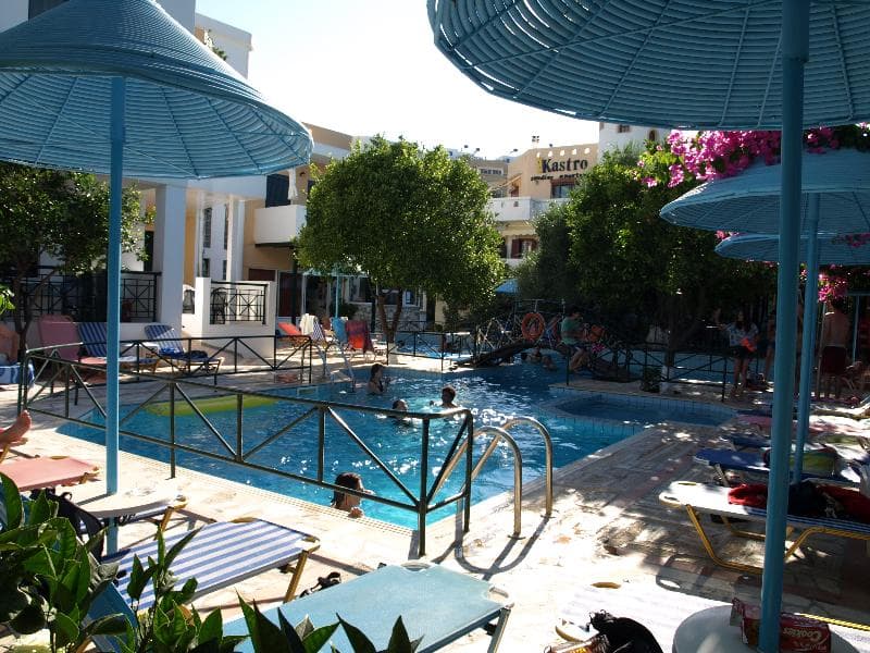 Kastro Studios And Apartments 3