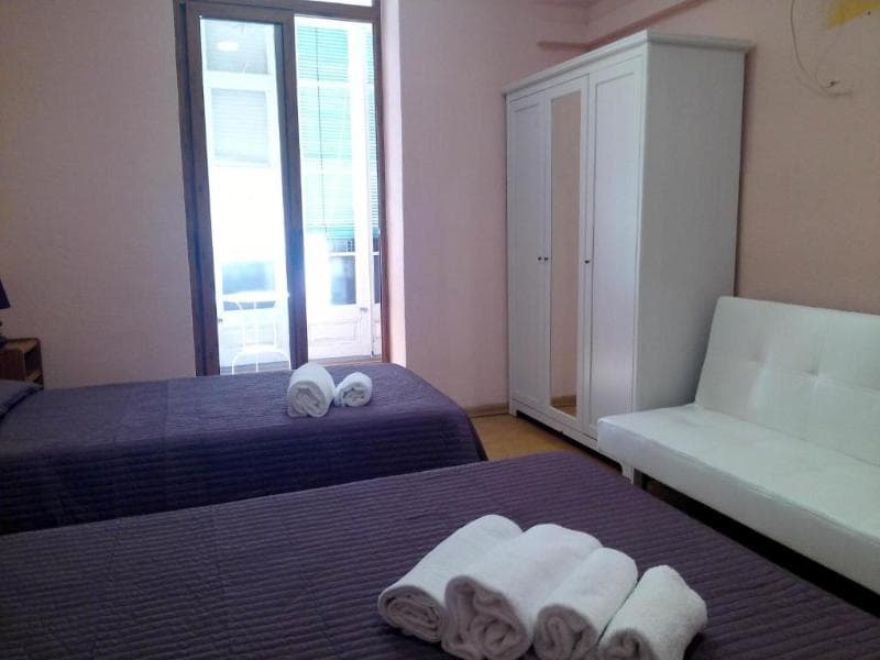Hostal Balmes Centro photo 1
