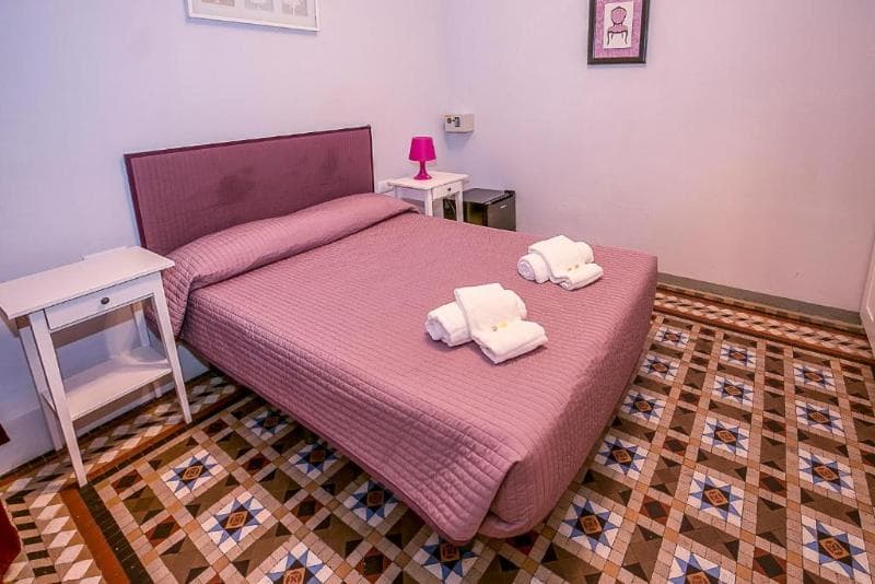 Hostal Balmes Centro 5