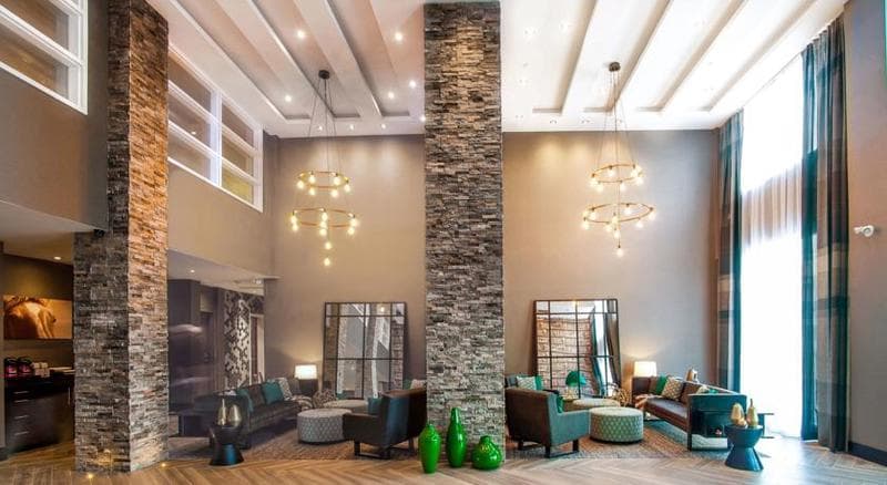 Sandman Hotel Oakville 4