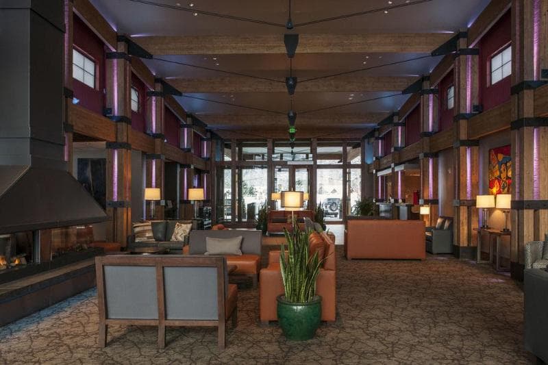 The Inn At Aspen 5