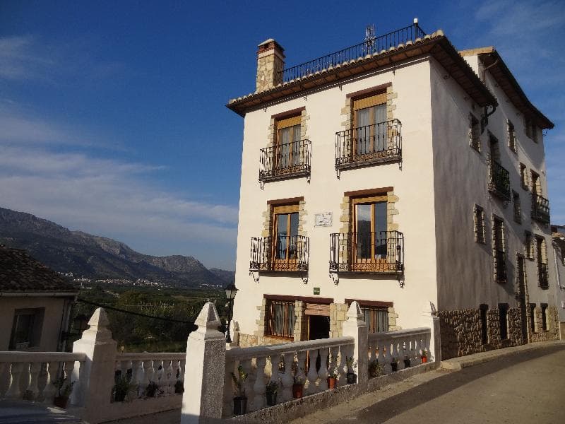 La Casa Del Carrebaix main