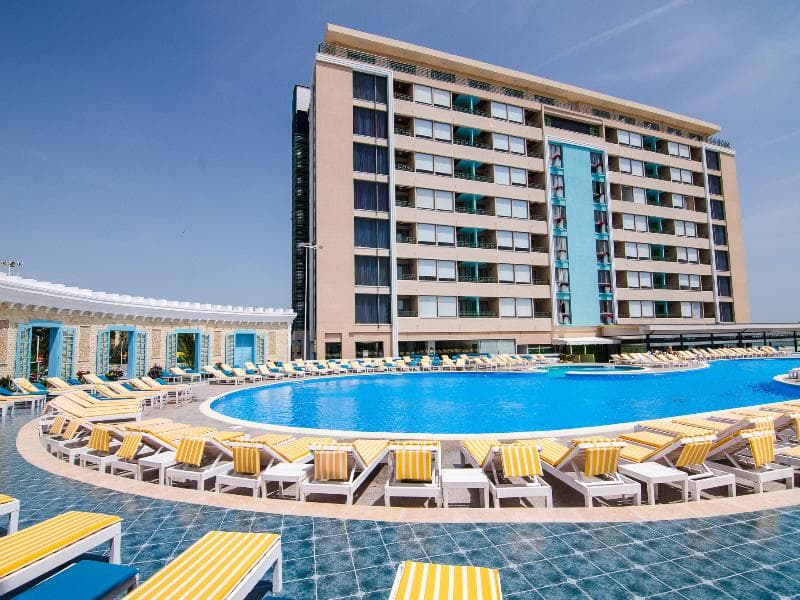 Phoenicia Luxury Hotel 3