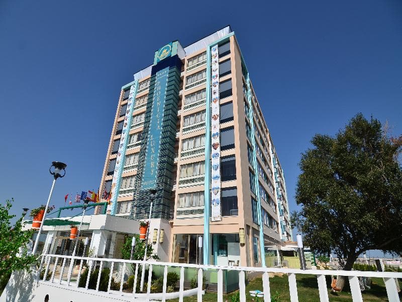 Phoenicia Luxury Hotel 5