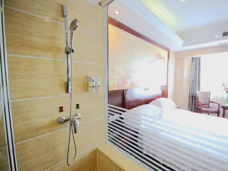 Vienna Hotel Chaoyang Road photo 1