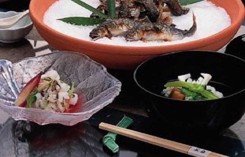 Ryori Ryokan Karaku main
