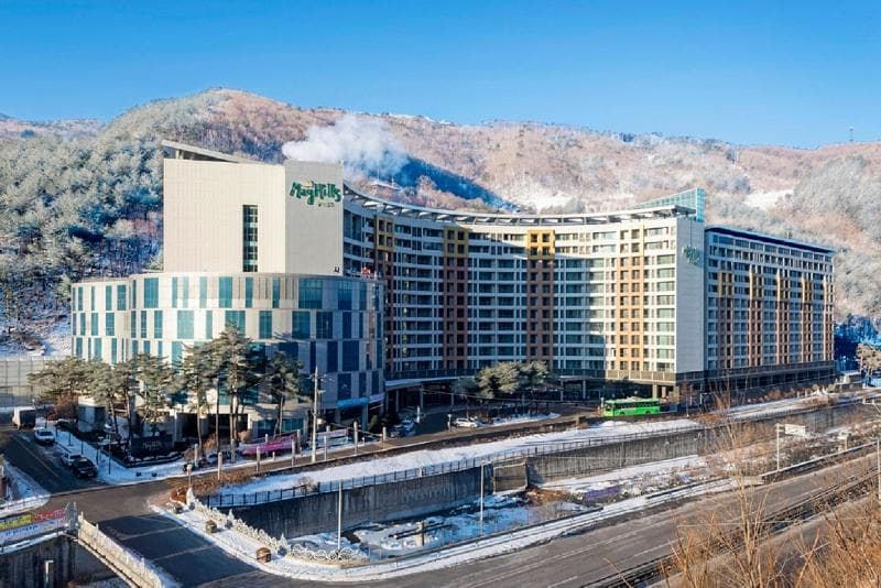 May Hills Resort (Ex. Sundail Resort) 3