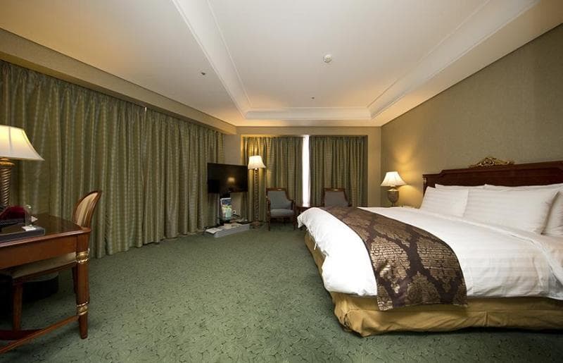 High1 Grand Hotel Main Tower (Ex Kangwonland Hotel) photo 1