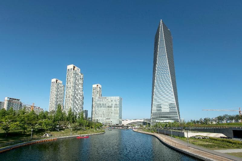 Oakwood Premier Incheon 2