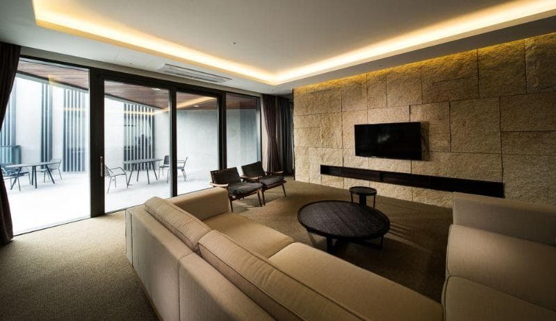 The Annex 1