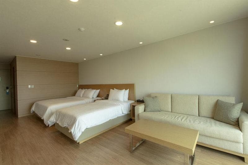Uni Jeju 5