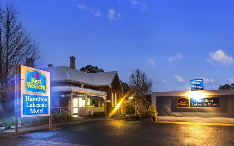 Hamilton Lakeside Motel photo 1