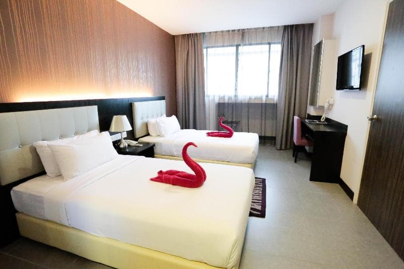The Grand Campbell Hotel 4