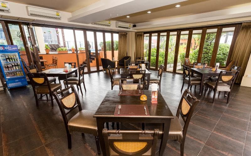 The Grand Sathorn Hotel 3