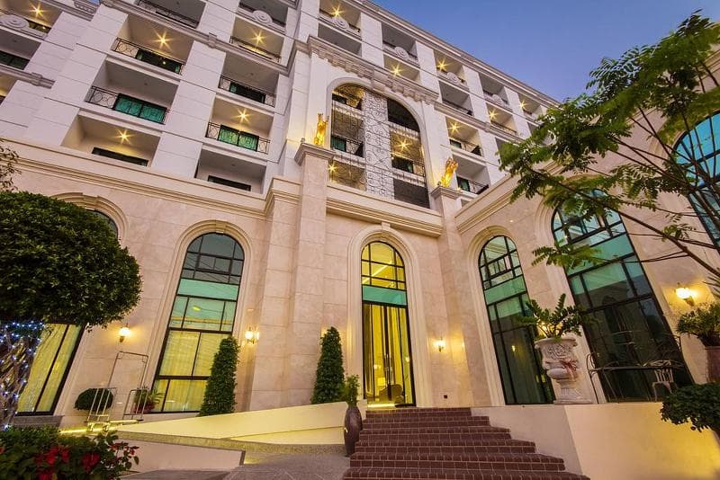S N Plus Hotel photo 1