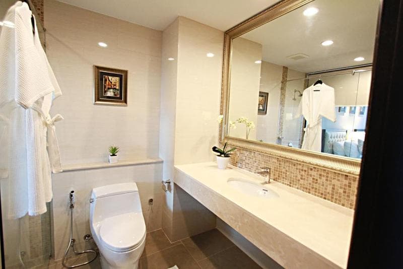 S N Plus Hotel 5
