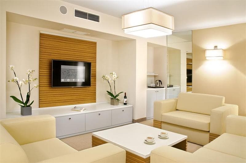 Hotel Petropol 5