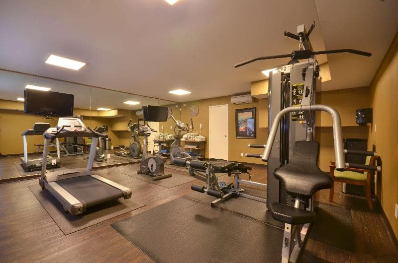 Best Western The Inn & Suites Pacific Grove 2