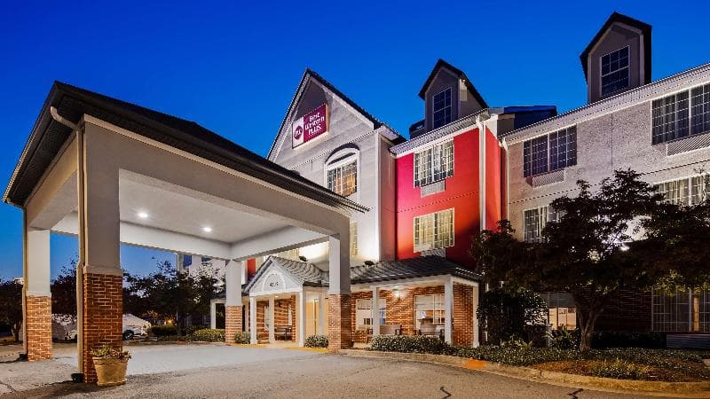 Best Western Plus Lake Lanier Gainesville Hotel & Suites photo 1