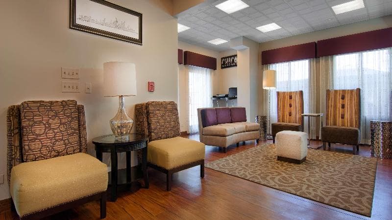 Best Western Plus O'Hare International South Hotel 4