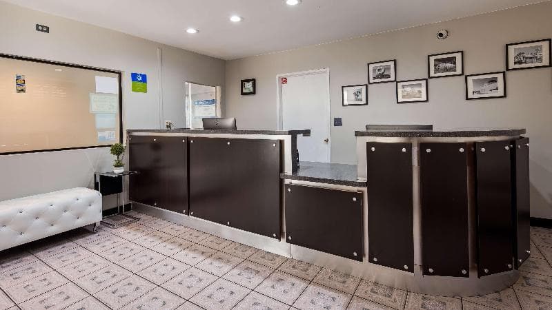 Best Western Plus Fort Wayne Inn & Suites North 3