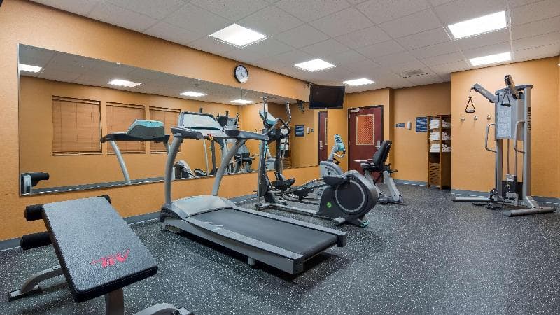Best Western Plus Hiawatha Hotel 2