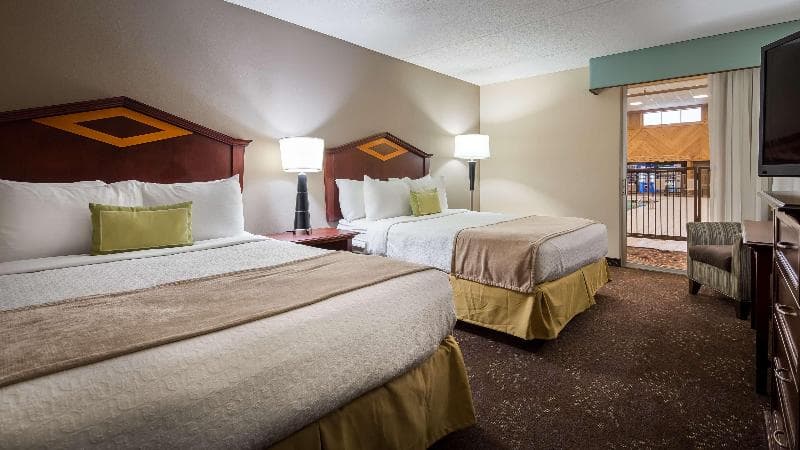 Best Western Plus Willmar 4
