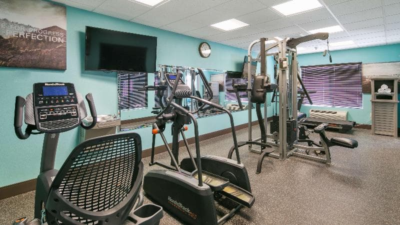 Best Western Plus Gallup Inn & Suites 2