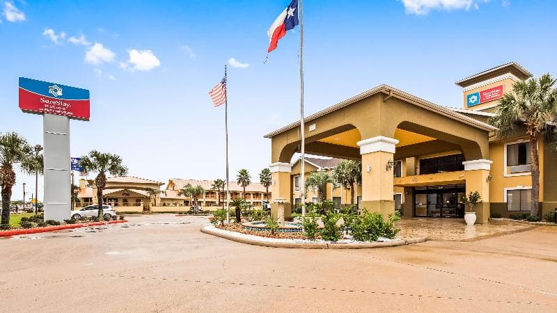 Best Western Plus Kingston Hotel & Conference Center 5