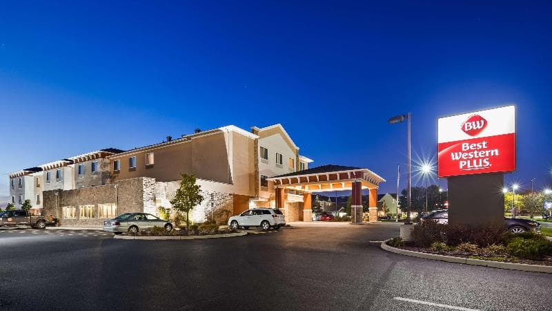 Best Western Plus Boardman Inn & Suites photo 1
