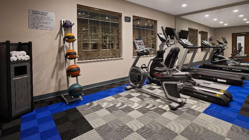 Best Western Plus The Inn & Suites at Muskogee 2