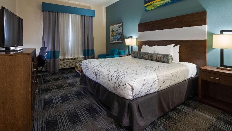 Best Western Plus The Inn & Suites at Muskogee 4