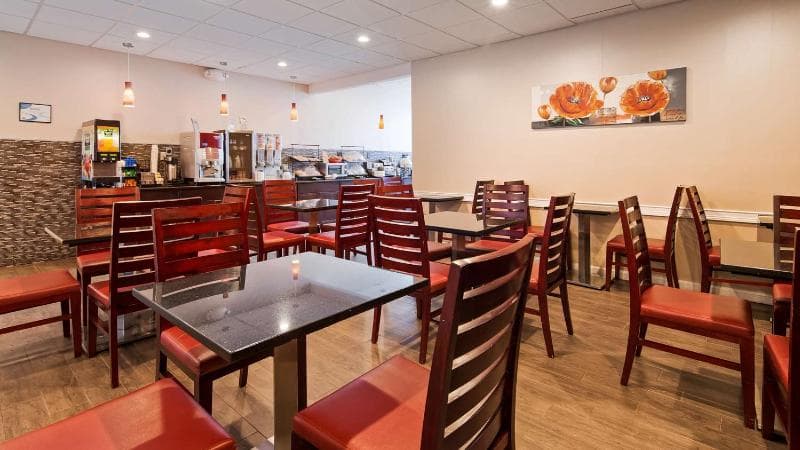 Best Western Plus Poconos Hotel 3
