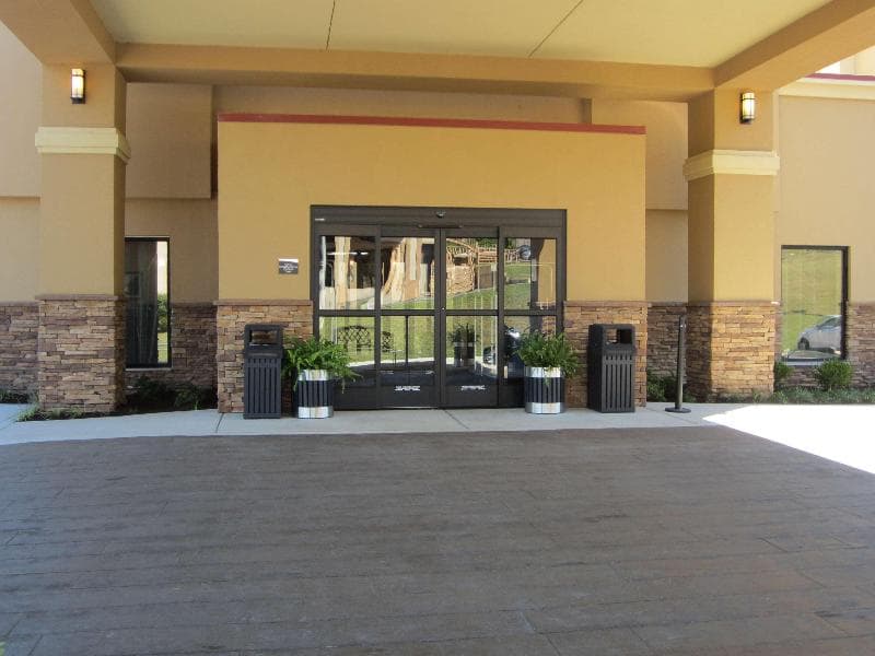 Best Western Plus Sunrise Inn 5