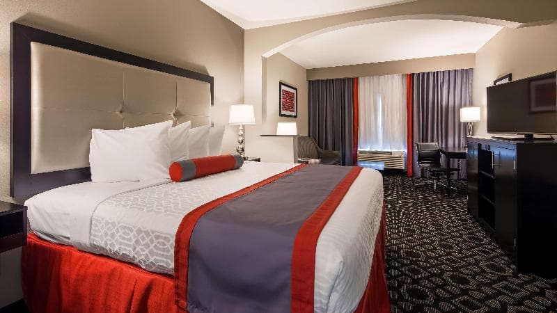 Best Western Plus Laredo Inn & Suites 5