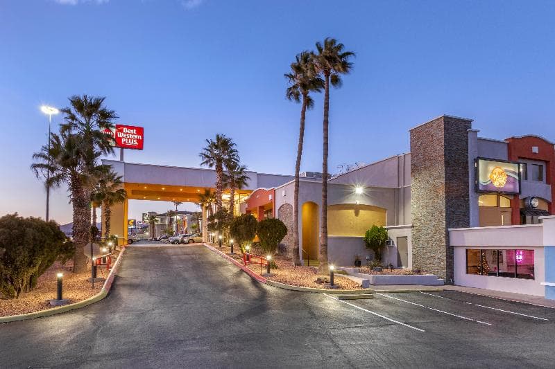 Best Western Plus El Paso Airport Hotel & Conference Center 2