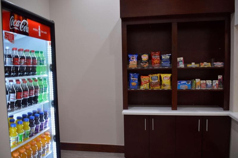 Best Western Plus Spring Inn & Suites 5