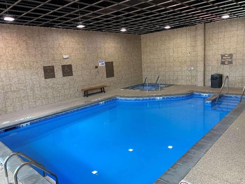 Radisson Hotel River Falls 5