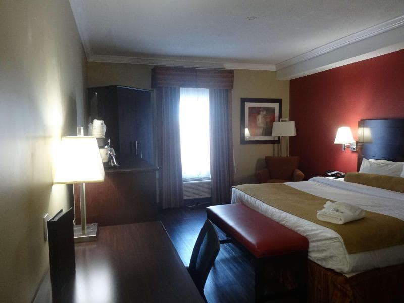 Best Western Plus Bowmanville 3
