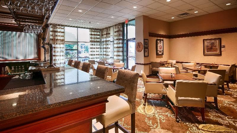 Best Western Plus The Arden Park Hotel 3