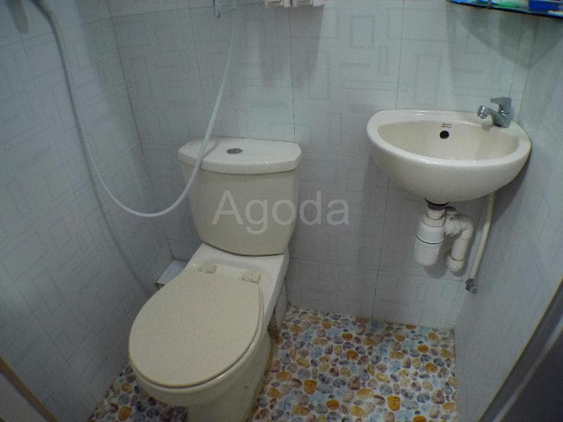Loi Loi Guest House main