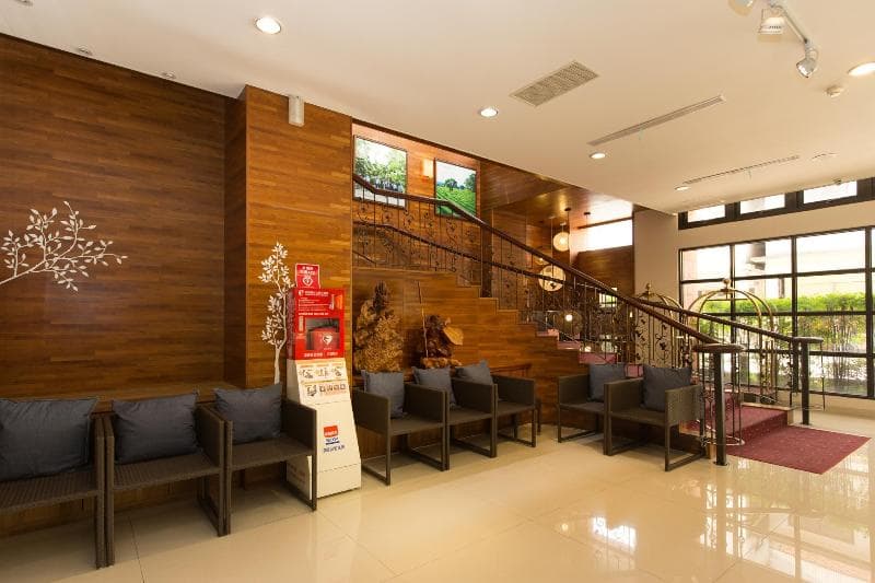 F Hotel Sanyi photo 1