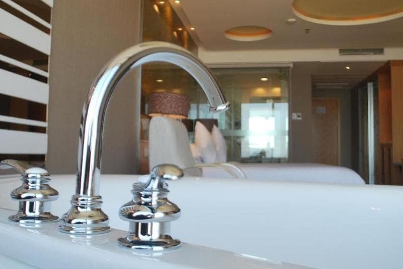 The Center Hotel Weihai 3